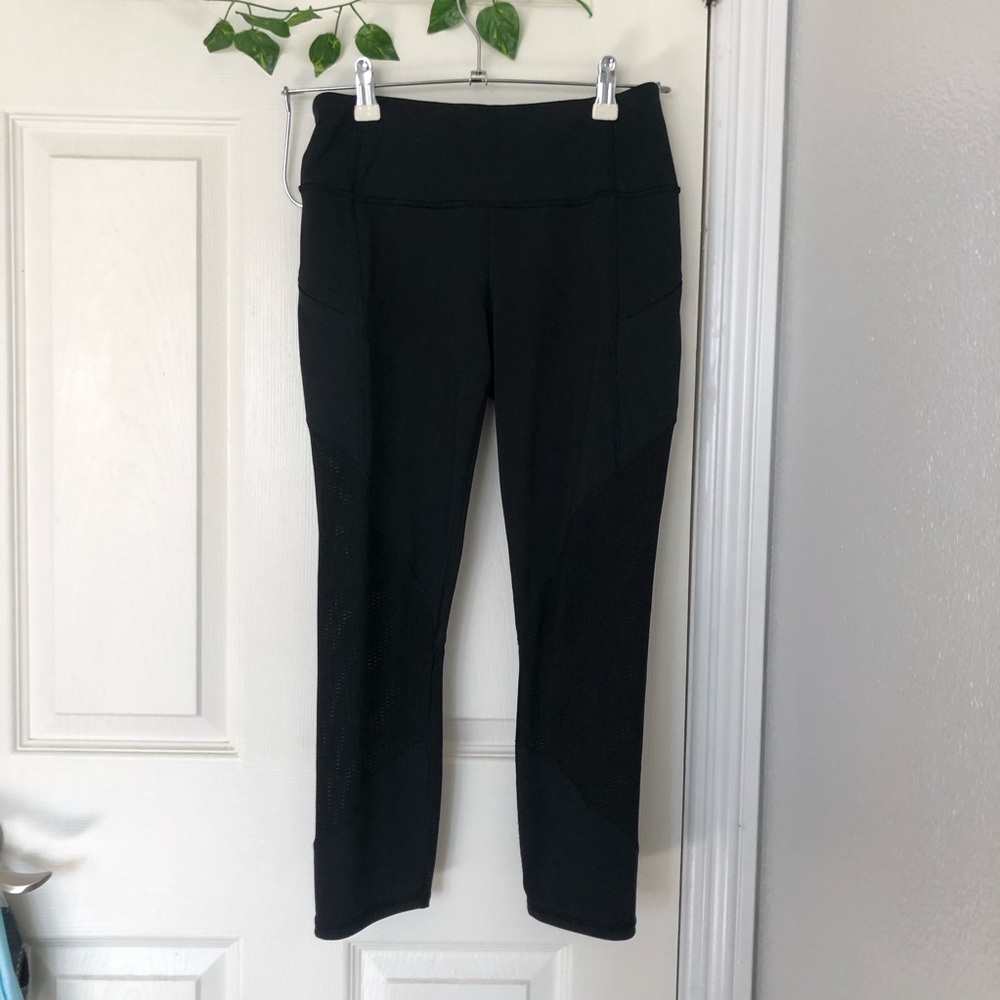 Athleta Black Capri Legging
